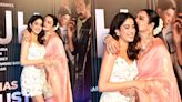 Rekha Kisses Janhvi Kapoor As They Share Heartwarming Moment at Ulajh Premiere; Pics Go Viral - News18