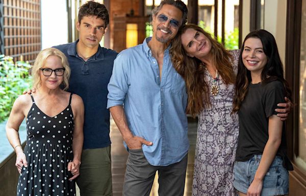 Why Brooke Shields and Her “Mother of the Bride” Costars Did Tequila Shots on Set (Exclusive)