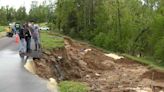 Leaking levee forces evacuations in Yazoo County neighborhood