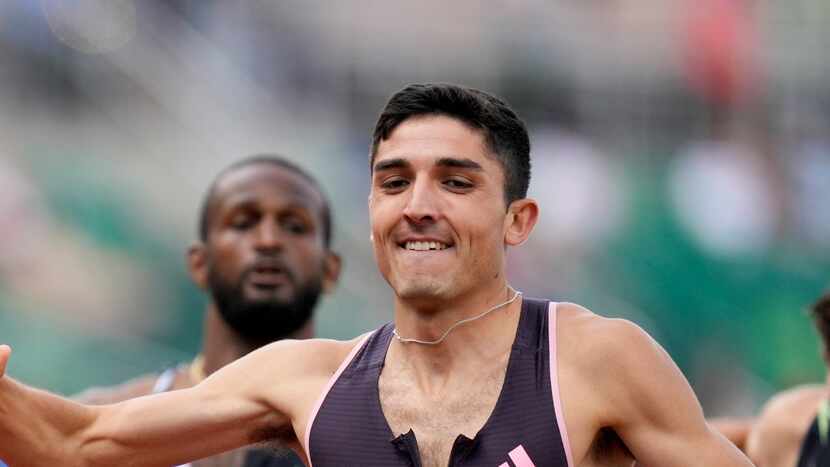 Texas native Bryce Hoppel breaks 800m U.S. trials record, books ticket to Paris Olympics