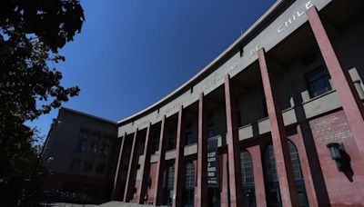 Facultad de Derecho de la Universidad de Chile retoma sus clases luego de que estudiantes no validaran toma de la sede - La Tercera