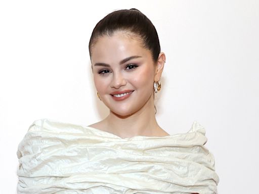 Selena Gomez Rocks Rare Beauty’s New Blush at Brand’s 3rd Annual Mental Health Summit