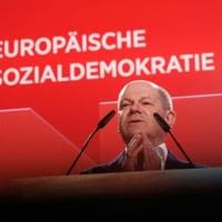 Scholz says attacks on deputies 'threaten' democracy