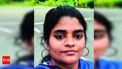 Kasthuri Rajamani qualifies for Paralympics debut at 39 | Chennai News - Times of India