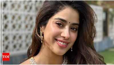 Jahnvi Kapoor once shoplifted candies; Says, 'Mom Sridevi and Papa Boney Kapoor used to call me thief' | Hindi Movie News - Times of India