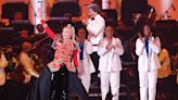 Gwen Stefani Is Just a Dudamel-Loving Girl, With Cameos From John Williams and USC/UCLA Bands, at Hollywood Bowl’s Opening Night