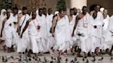 Hajj pilgrims perform final rituals in Mecca before heading to Mina