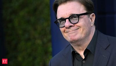 Pizza delivery man surprise by Nathan Lane to Joy Behar on birthday goes viral. Check here