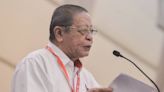 Stop trying to pin LCS scandal on anyone else but yourself, Kit Siang tells Najib