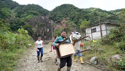 Estas son las vías cerradas en Ecuador tras desastres causados por intensas lluvias en la sierra