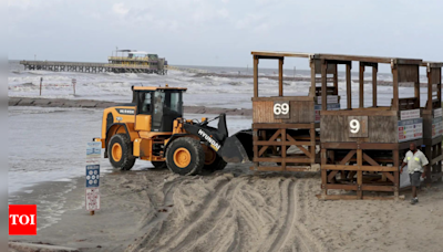 Hurricane Beryl makes landfall on Texas coast, heavy rainfall, strong winds expected - Times of India