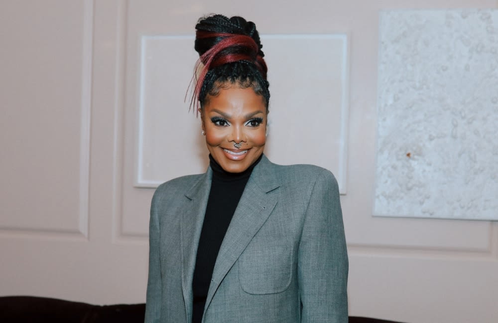 Janet Jackson's pants split during her performance for Queen Elizabeth