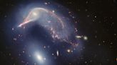 Merging galaxies look like 'Penguin and Egg' in new image from JWST