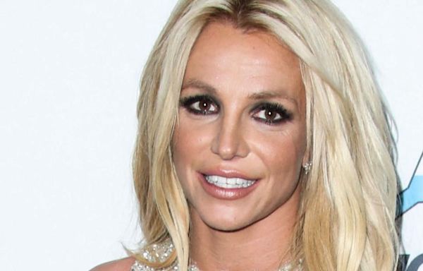 Britney Spears Cracks Windshield Of G-Wagen In First Sighting Since Settling Lawsuit With Her Dad