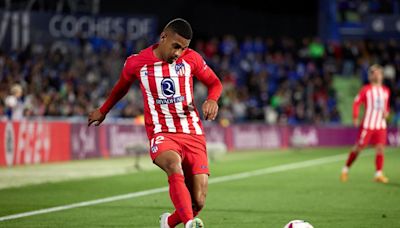 Brasileiro Samuel Lino é eleito melhor jogador do Atlético de Madrid