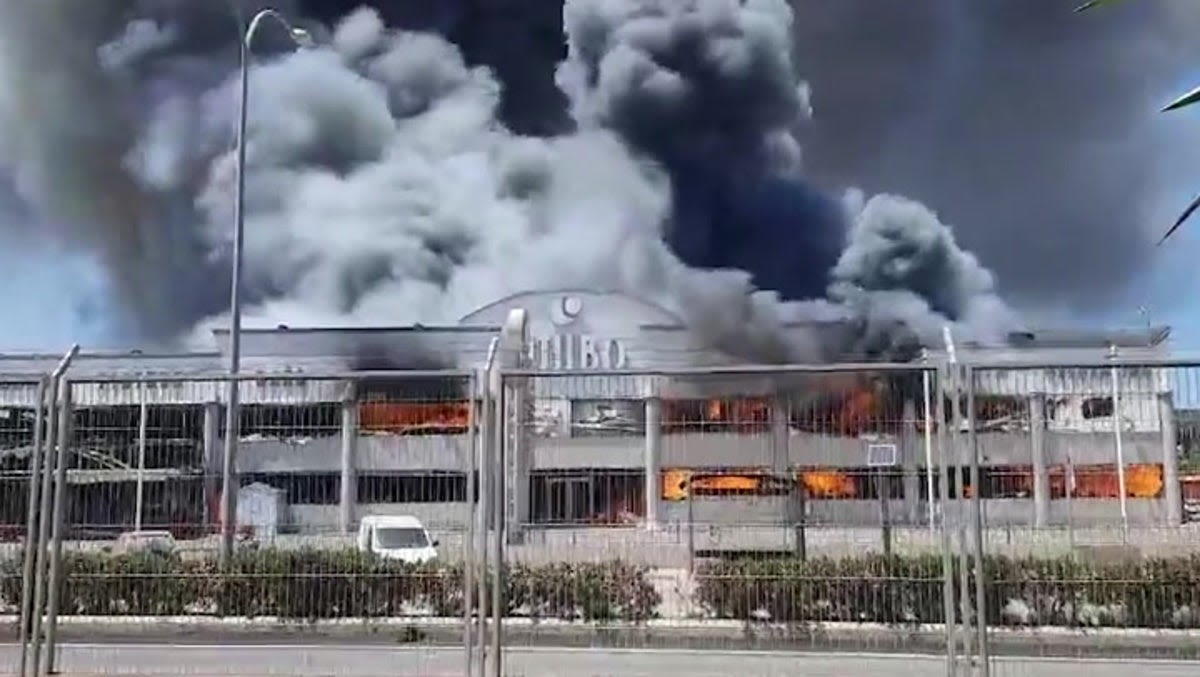 Huge Ibiza inferno delays flights with smoke plumes seen across the island