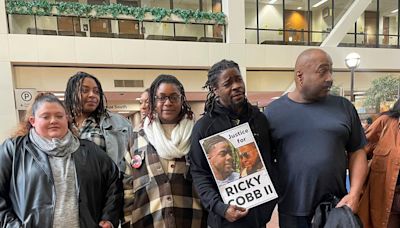 Prosecutors to dismiss charges against trooper who shot Black man in traffic stop