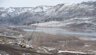 B.C.'s Site C dam should have minimal impact on N.W.T. water levels, hydrologist says