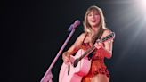 Taylor Swift fans panic over ticket issue