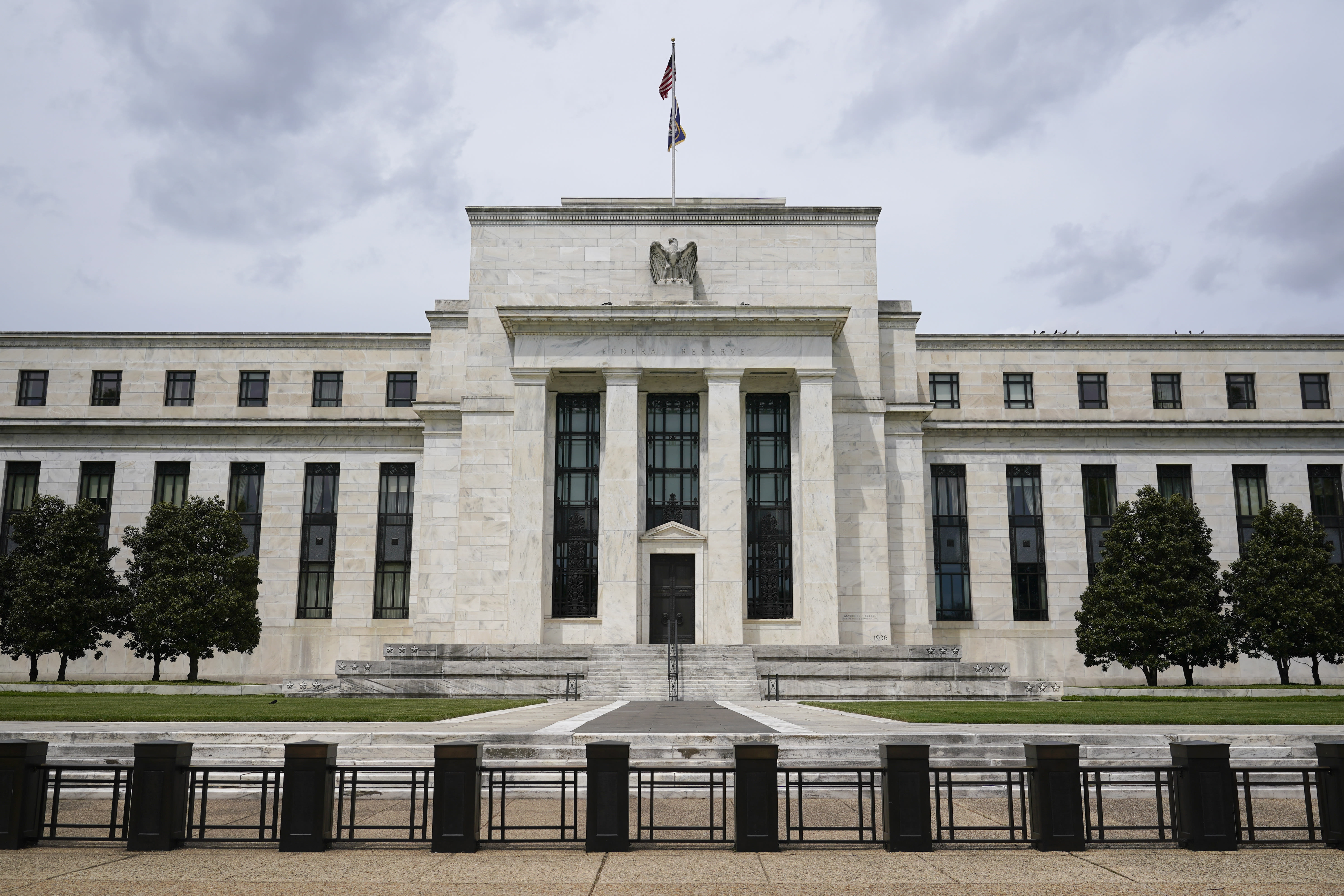 Some Fed officials willing to raise rates if needed: Meeting minutes