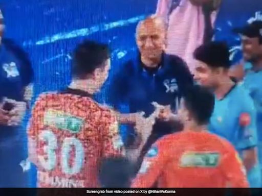 Shubman Gill, Pat Cummins Play Rock-Paper-Scissors. The Winner Is...Watch | Cricket News