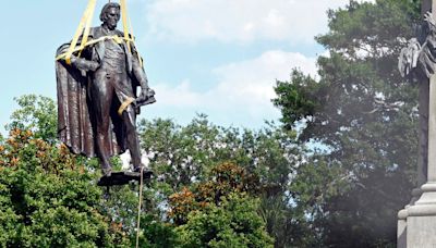 AHA and local UDC chapter refile lawsuit to protect Robert E. Lee memorial