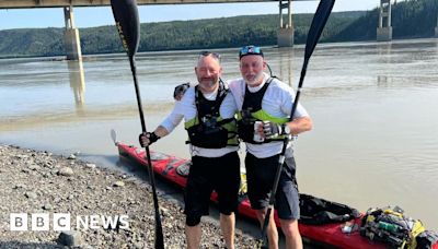 Hampshire men complete 'world's longest canoe race' for charity