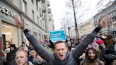 President Biden says 'Putin and his thugs' are responsible for death of Alexei Navalny