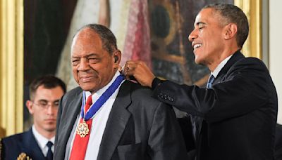 Willie Mays tributes pour in from Obama, Barkley, Jeter and more