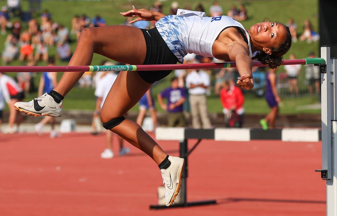 Kansas high school track and field: Ranking the 15 best Wichita-area girls in every event