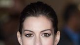 Anne Hathaway Shares “Gross” Audition Where She Had to “Make Out” With 10 Different Guys - E! Online