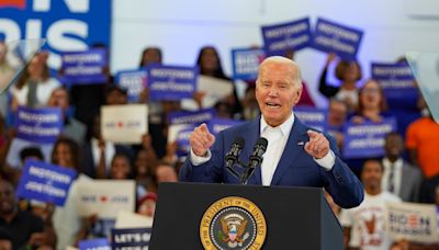 Biden se aferra a su candidatura, pero las opciones de victoria de Trump se disparan con el atentado