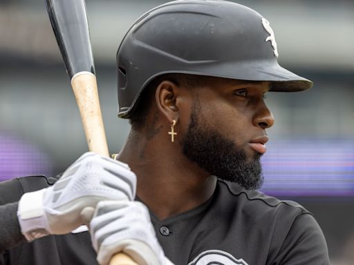 White Sox ‘actively seeking' trade packages for Luis Robert Jr.: Report