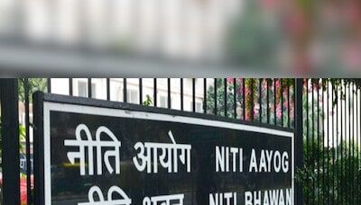 CMs of 10 states, UTs skip governing council meeting: NITI Aayog CEO