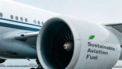 Reino Unido prevé a 2030 mayor uso de combustible sostenible en aerolíneas