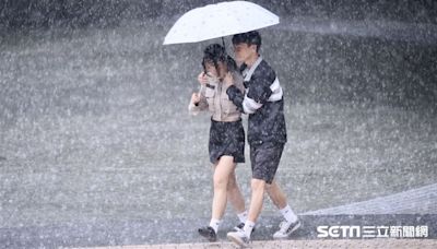 快訊／國家警報響！12縣市豪、大雨特報 大雷雨開炸4地區