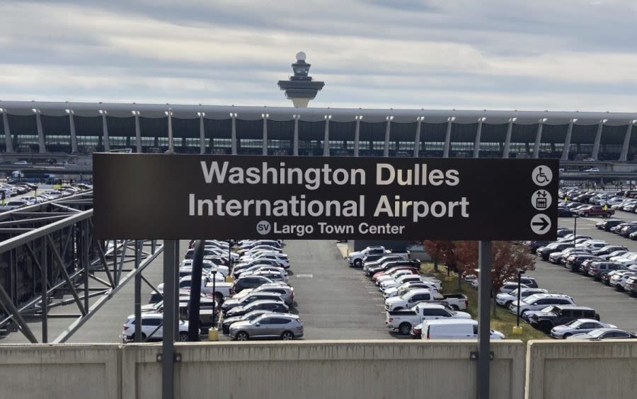 American Airlines flight diverted to Dulles International Airports for mechanical issue