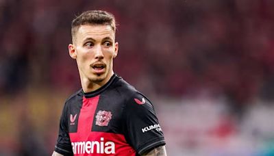 Grimaldo: "Ganar la Bundesliga es histórico pero ganar un triplete sería una locura"