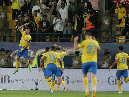 Con doblete incluido: Cristiano Ronaldo alcanza su primera final en el fútbol saudí - La Tercera