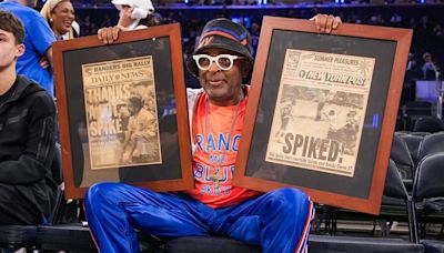 'SPIKED!': Spike Lee presents Reggie Miller with gifts in MSG return