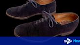 Elvis Presley’s blue suede shoes fetch £120,000 at auction