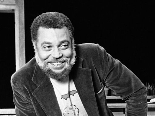 James Earl Jones, Actor Whose Voice Could Menace or Melt, Dies at 93