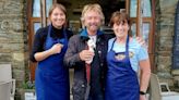 People spot 'odd' choice after taking closer look at Noel Edmonds snap