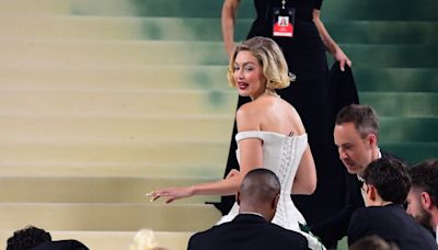 A Lip Reading of Gigi Hadid Shows How Stressful and Confusing the Met Gala Red Carpet Can Be