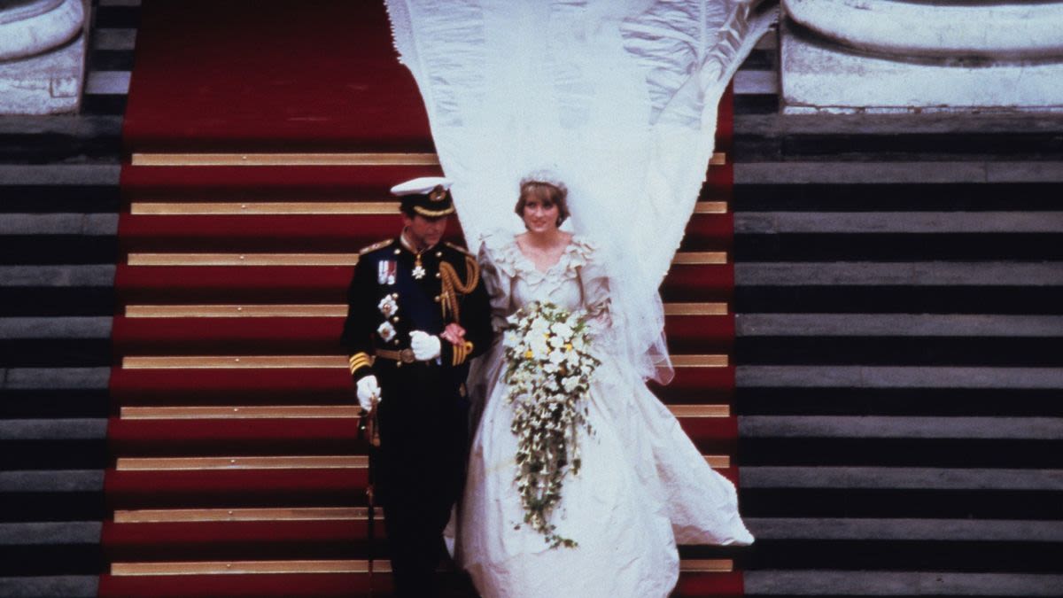 Princess Diana’s Wedding Dress Designer Knew the Moment Diana Asked Her to Design Her Gown That Her Life Was...