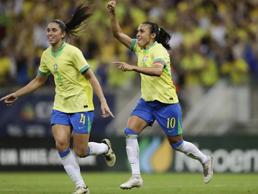 Marta repensa aposentadoria da Seleção após anúncio de Copa do Mundo no Brasil | Esporte | O Dia