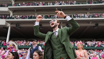 LIVE UPDATES: Thorpedo Anna wins Kentucky Oaks 2024