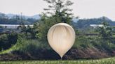 North Korea sends balloons carrying excrement to the south as a 'gift'