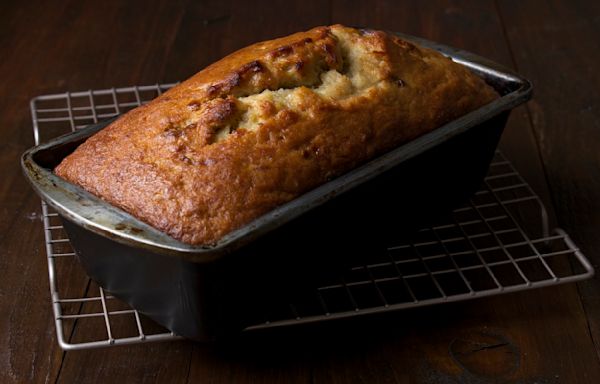 Make The Easiest Banana Bread With Just 3 Ingredients