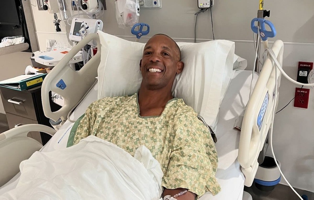 San Antonio Spur Sean Elliott recovering after Apple Watch detects heart issue